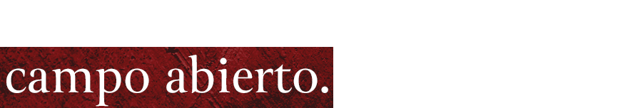 Supera difíciles desafíos en un campo abierto.